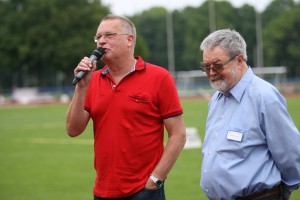 Eintracht-Präsident Rolf Jägersberg (links) und Organisator Peter Hampe